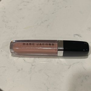 Marc jacobs never used gloss